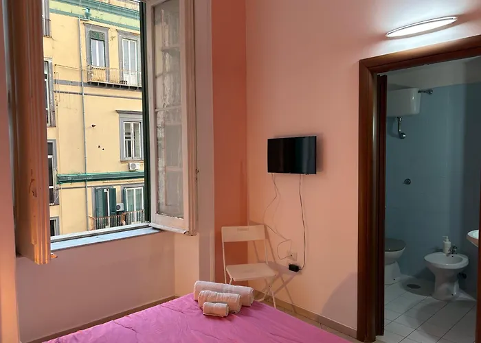 La Conigliera Oda ve Kahvaltı Napoli